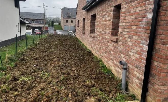 nivellement de terrain et création d'un terrasse sur le commune de Ghissignies, Landrecies, Jacquinet Aménagements Extérieurs