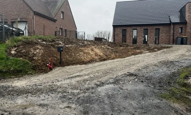 nivellement de terrain et création d'un terrasse sur le commune de Ghissignies, Landrecies, Jacquinet Aménagements Extérieurs